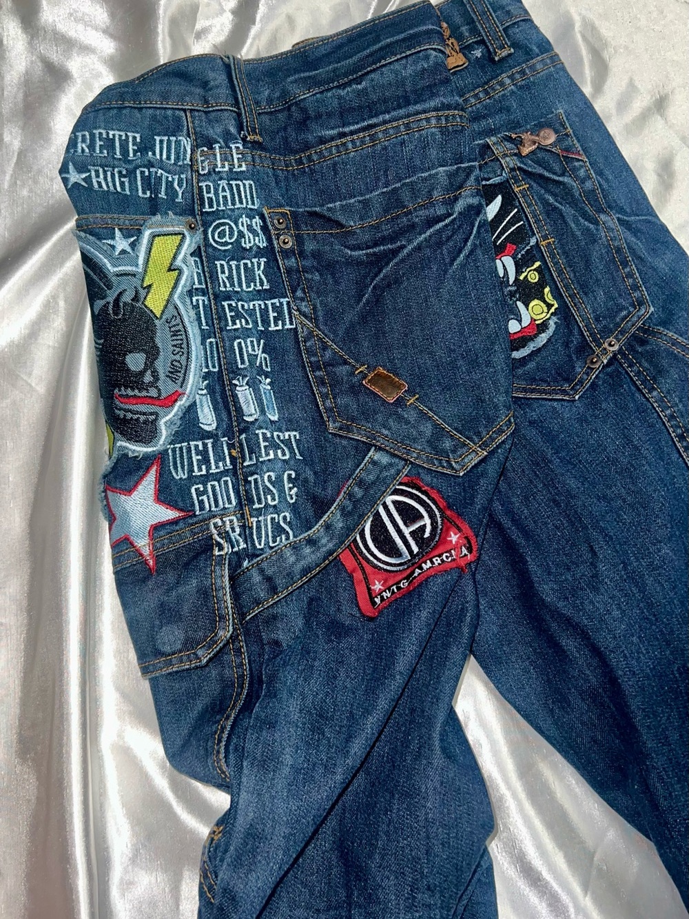 Vintageamerivan  Dark Blue Men's Jeans with Graphic Patches